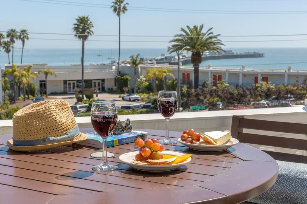 Deluxe King + Beach View (ADA)