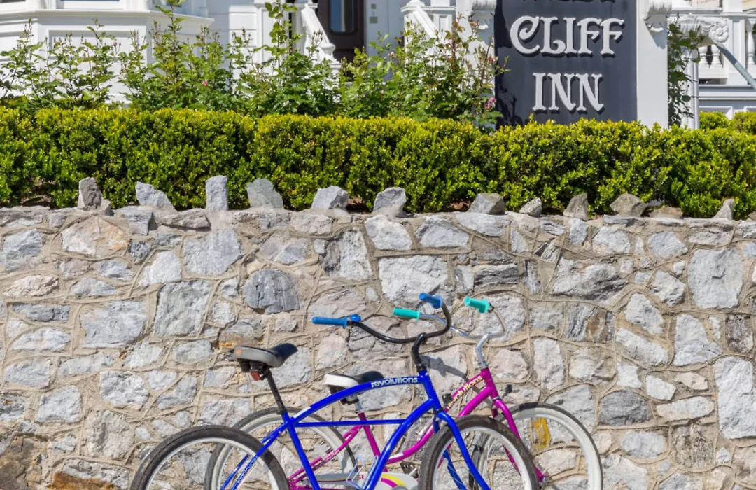 West Cliff Inn, A Four Sisters Inn-1